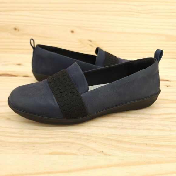 Clarks Shoes - Clarks Cloudsteppers Womens Comfort Shoes Sz 8.5 M Blue Slip On Loafer Pumps